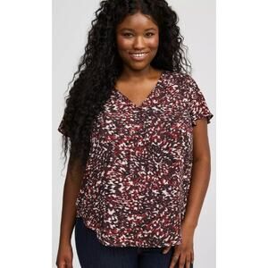 torrid Burgundy Black White Abstract Print V-Neck Blouse